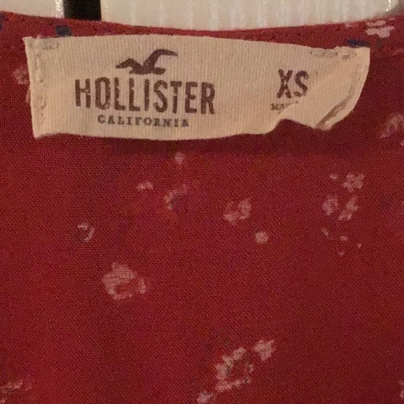Hollister Red ditsy floral wrap dress - Picture 2 of 5